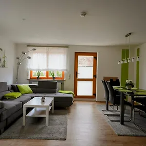 Zur Wolfskehln Apartment
